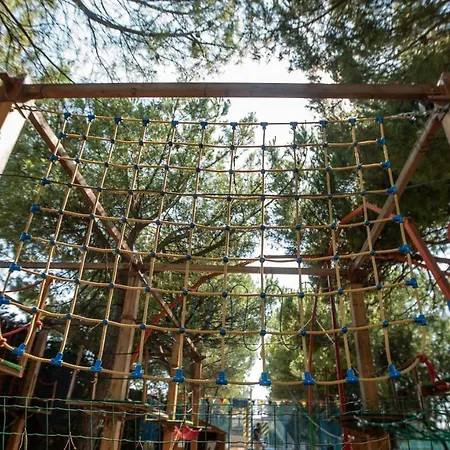 فندق Bella Italia 4*