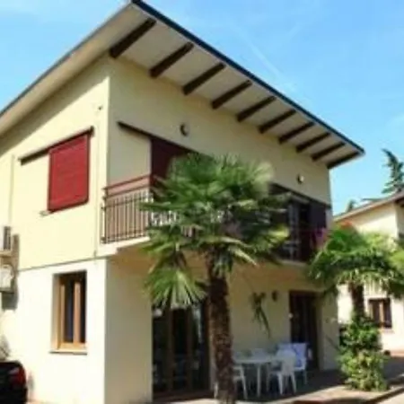 فندق Bella Italia بسكييرا ديل غاردا