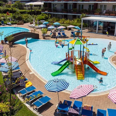 Bella Italia Hotel