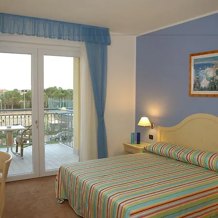 Bella Italia Hotel 4*