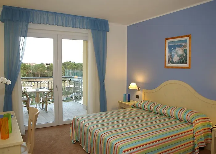 Bella Italia Hotel 4*