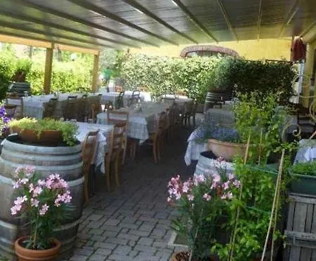 Bella Italia Hotel 4*